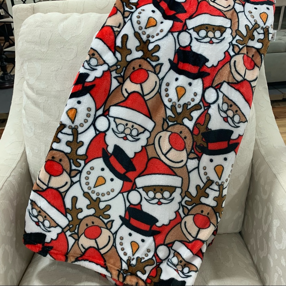 Santa Clause and Friends Christmas 50x70 Throw NWT